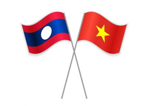 Overseas Vietnamese in Vientiane helps Laos build SMEs promotion department’s building